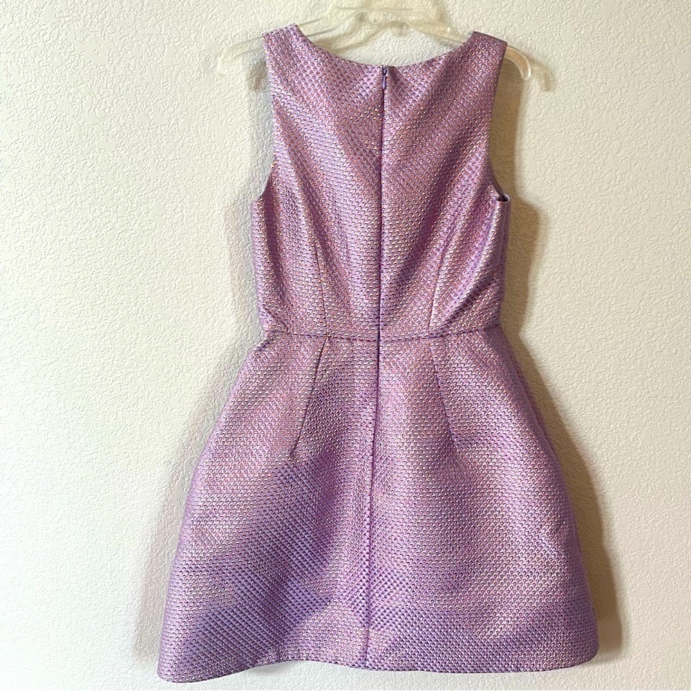 Monique Lhuillier Metallic Brocade V-Neck Fit & Flare Dress Lilac Gold Size 10 - Picture 8 of 9